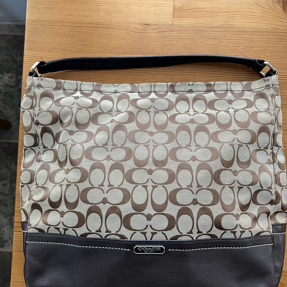 Coach Park Signature Hobo - D1376-F23279